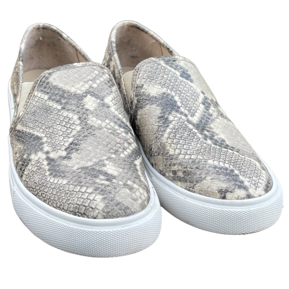 Steve Madden‎ Safary/Safa0151 Snakeskin Print Slip On Loafer Size: 7.5